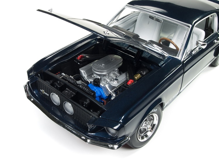 67ShelbyBlue5.jpg (40813 bytes)