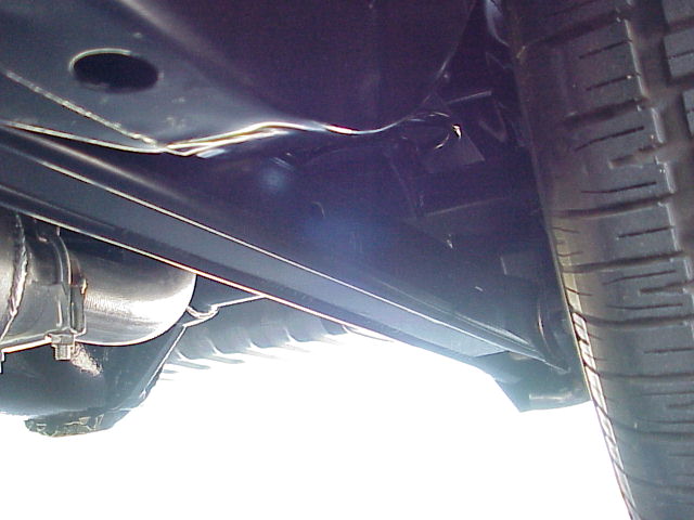 GSControlArms.jpg (45673 bytes)