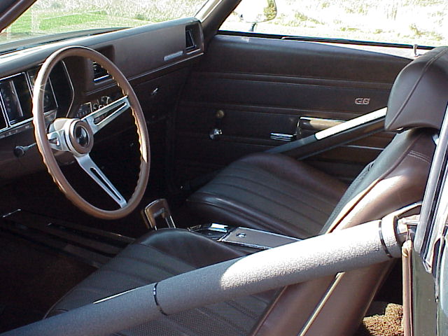 GSSeats.jpg (68333 bytes)